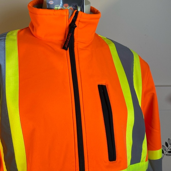 Dickies high visibility, softshell safety cross back jacket, men’s size XL - Picture 3 of 17